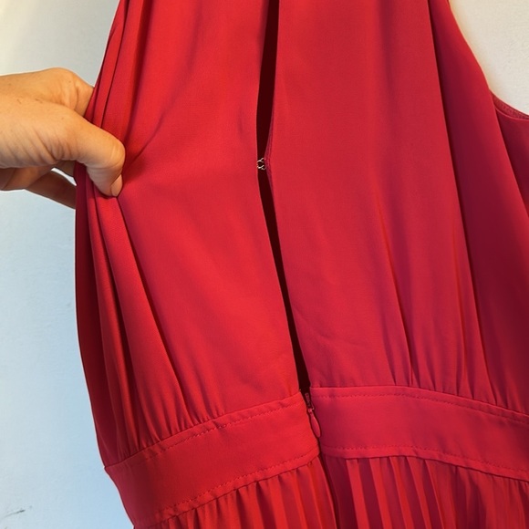 Reiss Pink Nina Halterneck Pleated Midi Dress size 6 - Picture 9 of 10